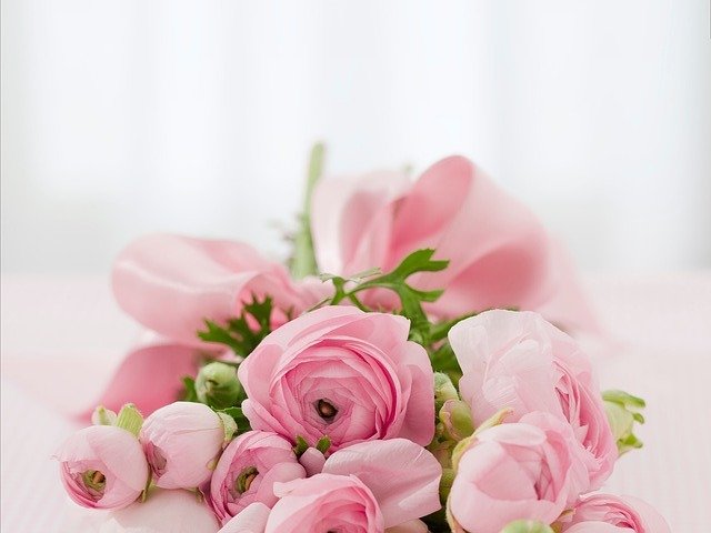 Bukiet kwiatów. Źródło zdjęcia: pixabay.com