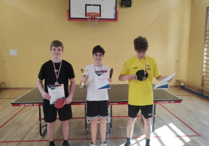 Szkolny turniej tenisa stołowego